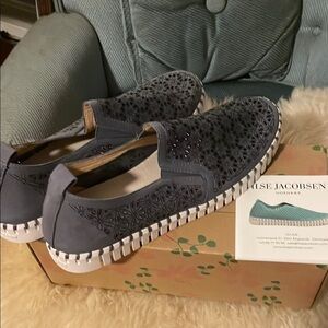 Ilse Jacobsen Grey Slip-On Shoes